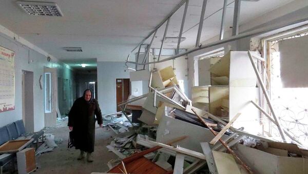 Donetsk'te hastane topçu ateşinin hedefi oldu - Sputnik Türkiye