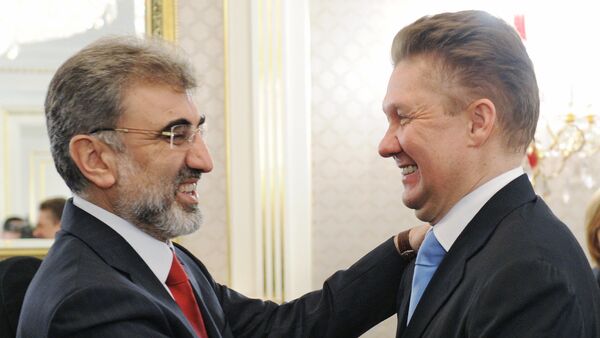 Enerji ve Tabii Kaynaklar Bakanı Taner Yıldız ve Gazprom CEO'su Aleksey Miller - Sputnik Türkiye