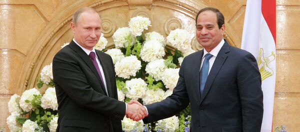Rusya Devlet Başkanı Vladimir Putin ve Mısır Cumhurbaşkanı Abdulfettah El-Sisi - Sputnik Türkiye
