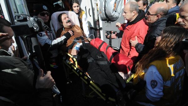 İzmir'de okul boykotuna polis müdahalesi - Sputnik Türkiye
