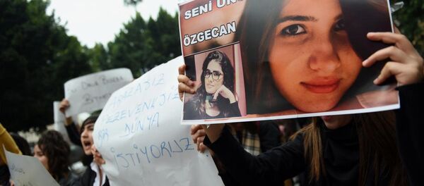 Özgecan Aslan Özgecan Aslan - Sputnik Türkiye