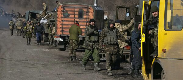 Ukrayna askeri birlikler Debaltsevo - Sputnik Türkiye