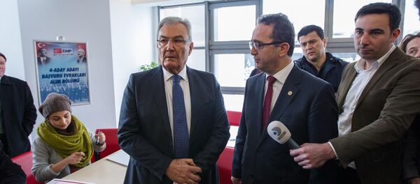 CHP Antalya Milletvekili Deniz Baykal - Sputnik Türkiye