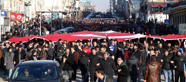 Ege Üniversitesindeki gerginlik - Sputnik Türkiye