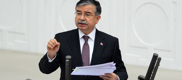 İsmet Yılmaz - Sputnik Türkiye