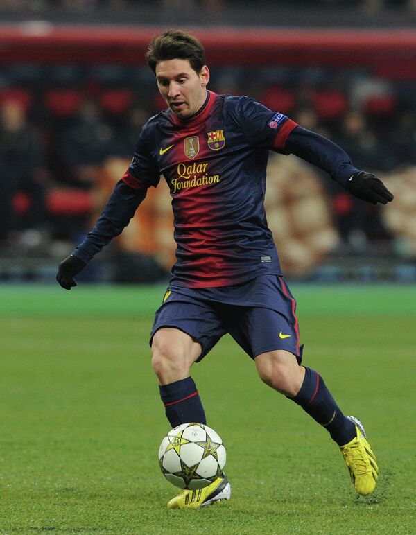 Arjantinli ünlü futbolcu Lionel Messi de Copa America'da top koşturacak. - Sputnik Türkiye