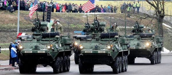 Estonya askeri geçit - Sputnik Türkiye