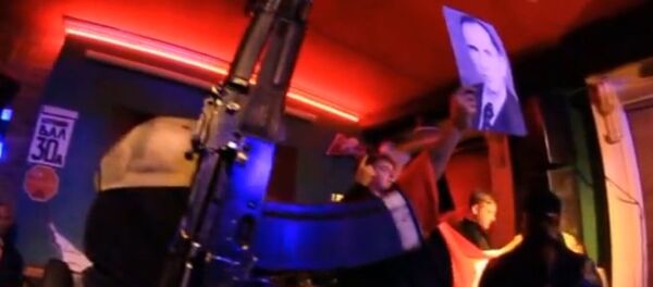 Ukrayna'daki Neo-Nazilerin 'Kanlı Papaz Balosu' Ukrayna'daki Neo-Nazilerin 'Kanlı Papaz Balosu' - Sputnik Türkiye