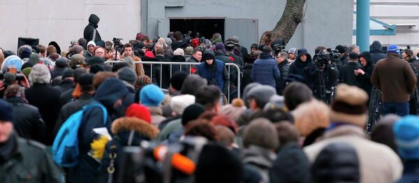 Rus muhalif siyasetçi Boris Nemtsov için düzenlenen anma töreni - Sputnik Türkiye