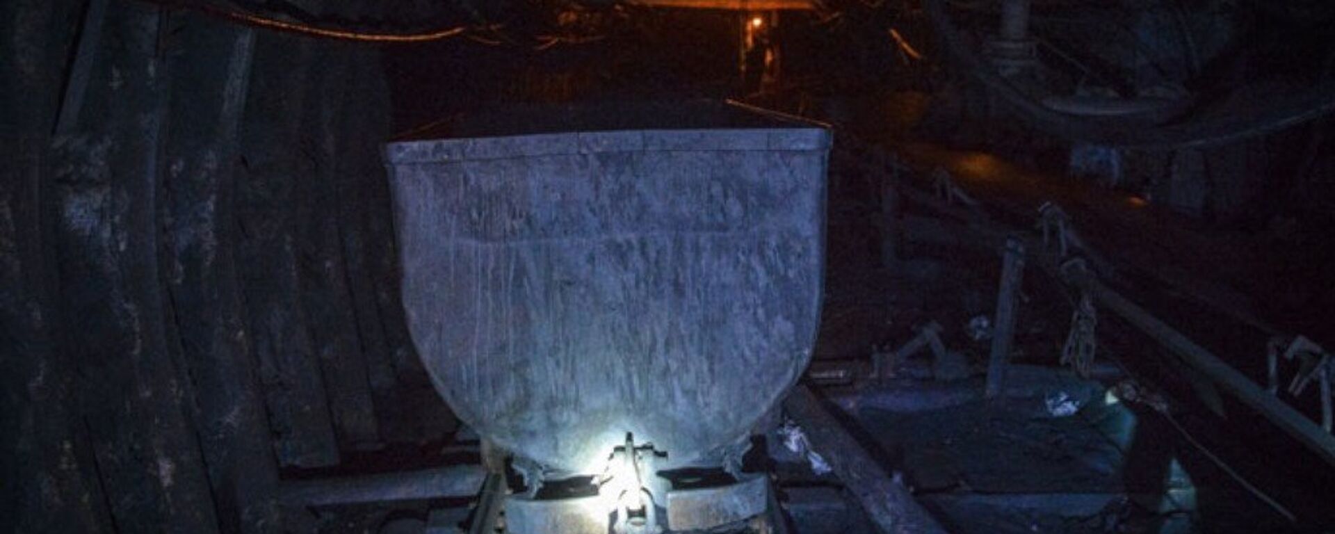 Kömür madeni  - Sputnik Türkiye, 1920, 20.11.2025