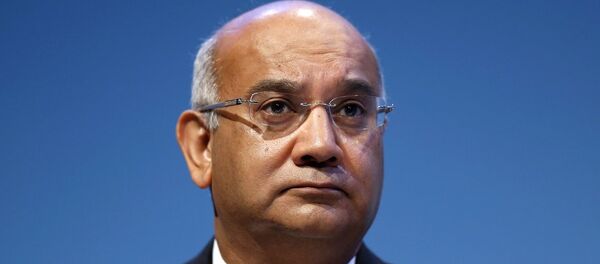 İngiltere Parlamentosu İçişleri Komisyonu Başkanı Keith Vaz - Sputnik Türkiye