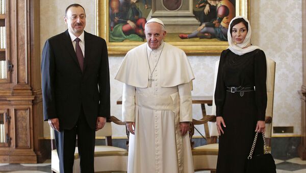 Papa Franciscus & İlham Aliyev - Sputnik Türkiye