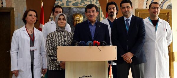 Başbakan Ahmet Davutoğlu - Sputnik Türkiye