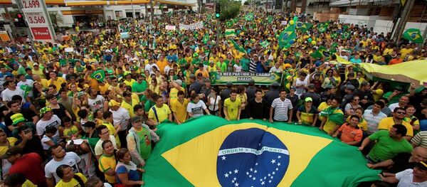 Brezilya'da Devlet Başkanı Dilma Rousseff karşıtı gösteriler - Sputnik Türkiye