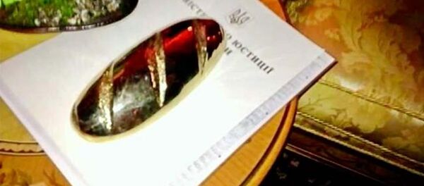 Yanukoviç’in altın ekmeği - Sputnik Türkiye