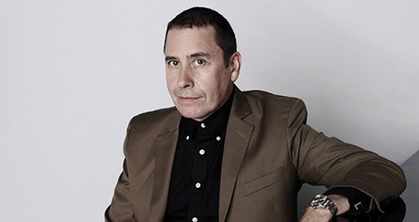 BBC2’deki televizyon programıyla tanınan piyanist Jools Holland, orkestrasıyla ilk kez İstanbul’da. - Sputnik Türkiye