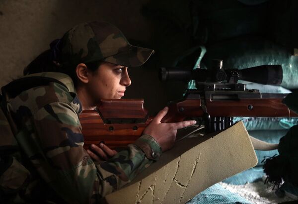 Suriye kadın tankçıları - Sputnik Türkiye