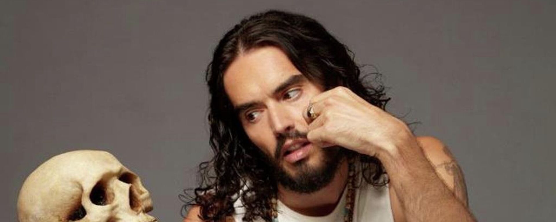 İngiliz komedyen Russell Brand - Sputnik Türkiye, 1920, 04.04.2025