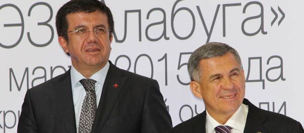 Nihat Zeybekci & Rüstem Minnihanov - Sputnik Türkiye