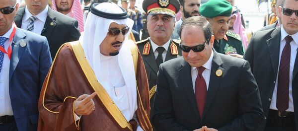 Suudi Arabistan Kralı Selman bin Abdulaziz- Mısır Cumhurbaşkanı Abdulfettah el Sisi - Sputnik Türkiye