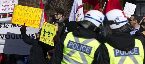 PEGIDA'nın Kanada'da gerçekleştirmek istediği ilk gösteri yeterli katılım olmadığı için iptal edildi. - Sputnik Türkiye