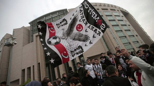 Beşiktaş-Çarşı taraftar grubu - Sputnik Türkiye