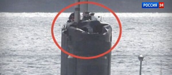 İngiliz denizaltı buz kütlesine çarptı - Sputnik Türkiye