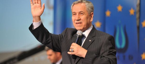 Bülent Arınç - Sputnik Türkiye