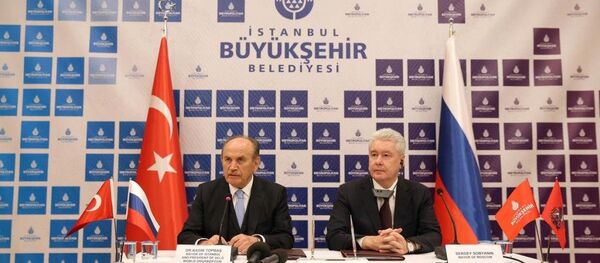 Kadir Topbaş - Sergey Sobyanin - Sputnik Türkiye