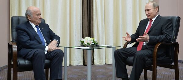 Vladimir Putin & Joseph Blatter - Sputnik Türkiye