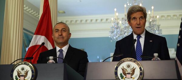 Mevlüt Çavuşoğlu - John Kerry - Sputnik Türkiye