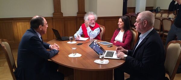 Lavrov dünyanın dört bir yanından gelen soruları Sputnik'te yanıtlıyor - Sputnik Türkiye