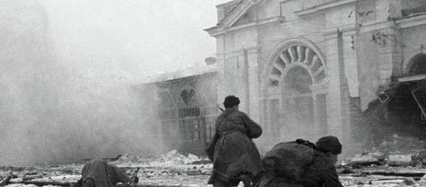 Nazi güçlerine karşı savaşan Sovyet askerleri - Sputnik Türkiye