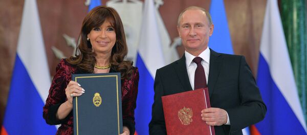 Rusya Devlet Başkanı Vladimir Putin ve Arjantin Devlet Başkanı Cristina Fernandez de Kirchner - Sputnik Türkiye