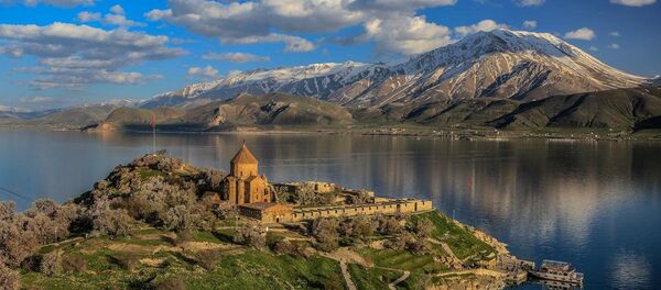 Akdamar Kilisesi - Sputnik Türkiye