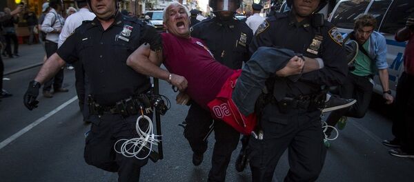 ABD'de polis şideeti karşıtı gösteriler - Sputnik Türkiye