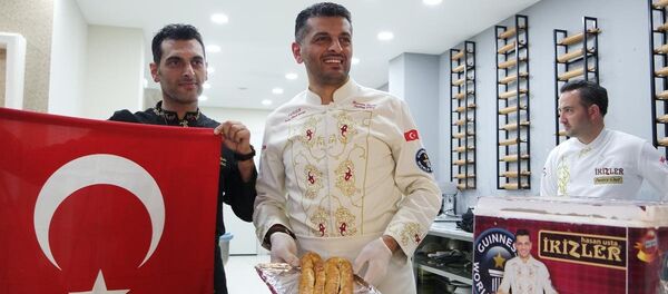 Peynirli böreği 39 bin metreye çıkardılar - Sputnik Türkiye