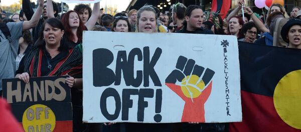 Aborjinler Melbourne’da gösteri düzenledi - Sputnik Türkiye