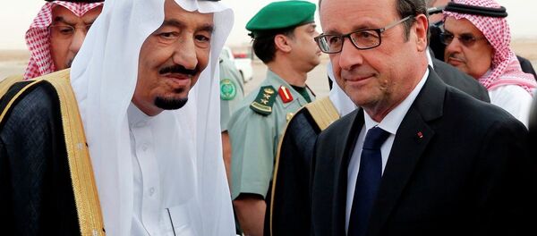 Suudi Arabistan Kral Selman bin Abdulaziz- Fransa Cumhurbaşkanı François Hollande - Sputnik Türkiye