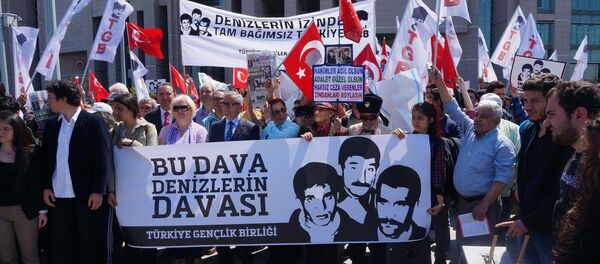 ABD askerlerinin başına çuval geçiren TGB üyeleri hakim karşısında - Sputnik Türkiye