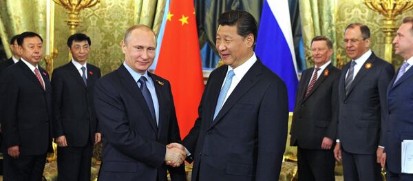 Çin Devlet Başkanı Şi Jinping ve Rusya Devlet Başkanı Vladimir Putin - Sputnik Türkiye