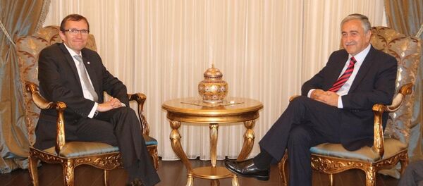 Mustafa Akıncı & Espen Barth Eide - Sputnik Türkiye