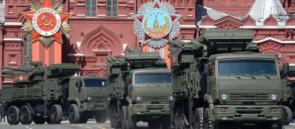 Tekerlekli kara konuşlu füze savunma sistemi Pantsir-S - Sputnik Türkiye