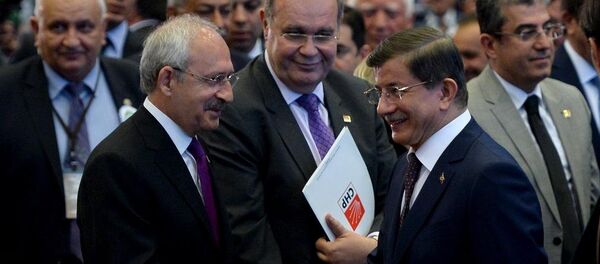 Ahmet Davutoğlu ve Kemal Kılıçdaroğlu - Sputnik Türkiye