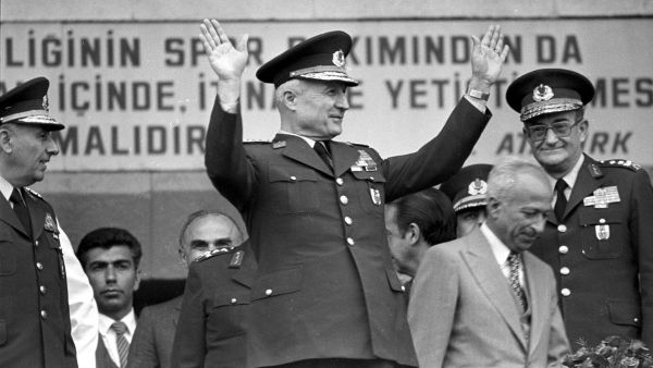 Kenan Evren - Sputnik Türkiye