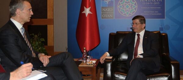 Ahmet Davutoğlu-Jens Stoltenberg - Sputnik Türkiye