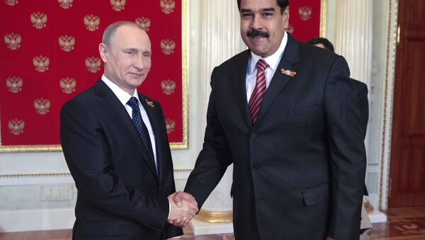 Rusya Devlet Başkanı Vladimir Putin ve Venezüella Devlet Başkanı Nicolas Maduro - Sputnik Türkiye