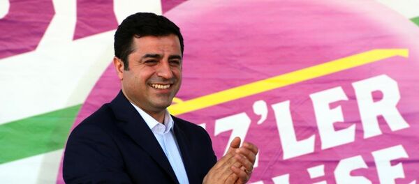 Selahattin Demirtaş - Sputnik Türkiye
