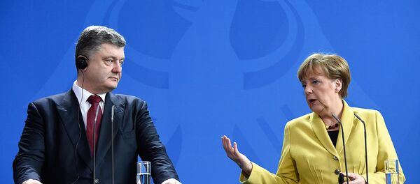 Angela Merkel & Pyotr Poroşenko - Sputnik Türkiye