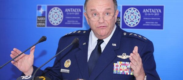 Philip Breedlove Philip Breedlove - Sputnik Türkiye